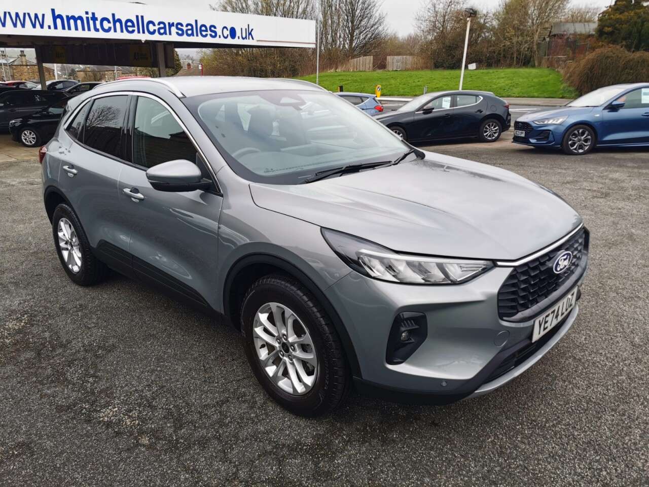 A 2024 FORD KUGA 1.5T EcoBoost Titanium SUV 5dr Petrol Manual Euro 6 (s/s) (150 ps) A 2024 FORD KUGA 1.5T EcoBoost Titanium SUV 5dr Petrol Manual Euro 6 (s/s) (150 ps)