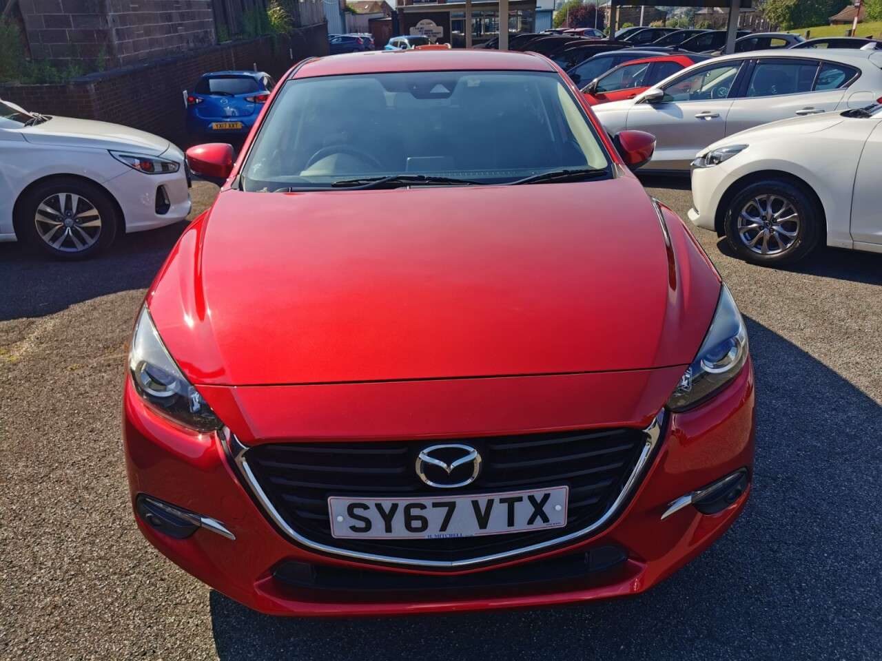 A 2017 MAZDA MAZDA3 2.0 SKYACTIV-G SE-L Nav Hatchback 5dr Petrol Manual Euro 6 (s/s) (121 ps) A 2017 MAZDA MAZDA3 2.0 SKYACTIV-G SE-L Nav Hatchback 5dr Petrol Manual Euro 6 (s/s) (121 ps)