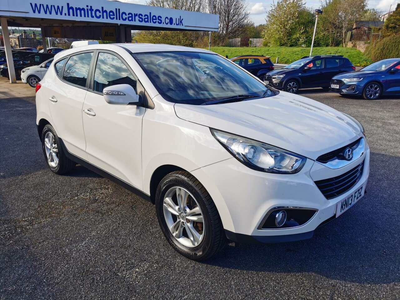 A 2013 HYUNDAI IX35 1.6 GDi Style SUV 5dr Petrol Manual Euro 5 (135 ps) A 2013 HYUNDAI IX35 1.6 GDi Style SUV 5dr Petrol Manual Euro 5 (135 ps)