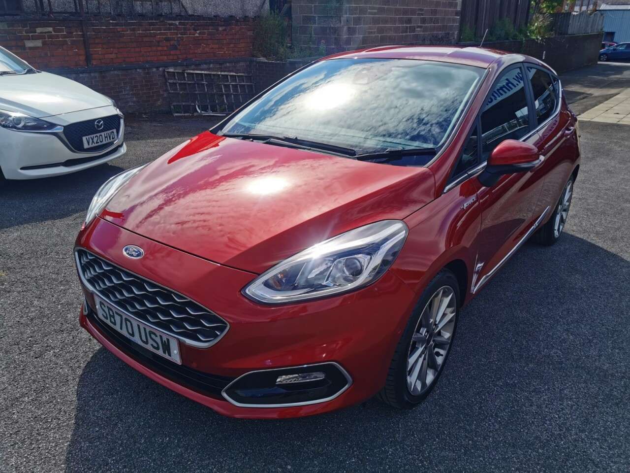 A 2021 FORD FIESTA 1.0T EcoBoost MHEV Vignale Edition Hatchback 5dr Petrol Manual Euro 6 (s/s) A 2021 FORD FIESTA 1.0T EcoBoost MHEV Vignale Edition Hatchback 5dr Petrol Manual Euro 6 (s/s)