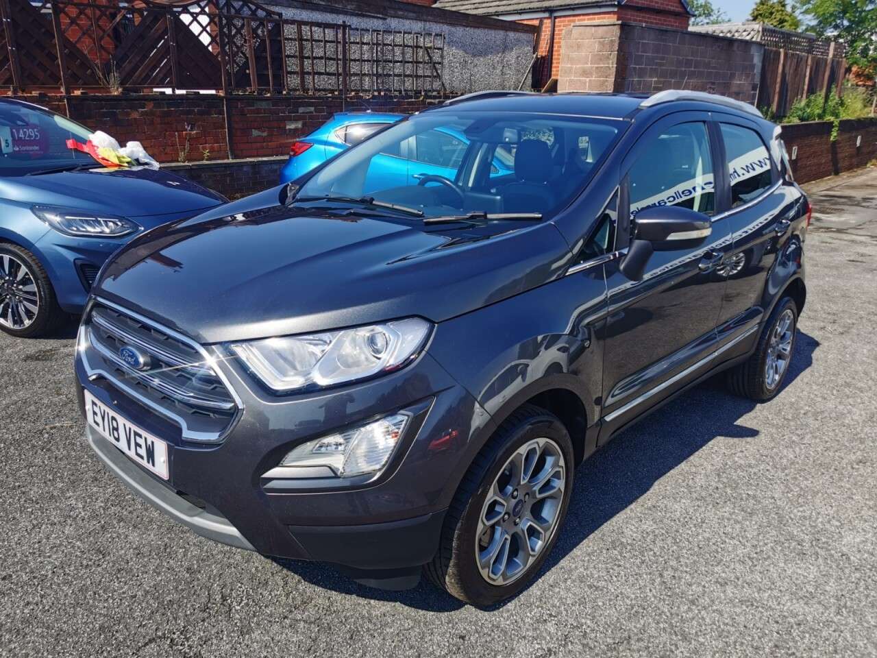 A 2018 FORD ECOSPORT 1.0T EcoBoost Titanium SUV 5dr Petrol Manual Euro 6 (s/s) (125 ps) A 2018 FORD ECOSPORT 1.0T EcoBoost Titanium SUV 5dr Petrol Manual Euro 6 (s/s) (125 ps)