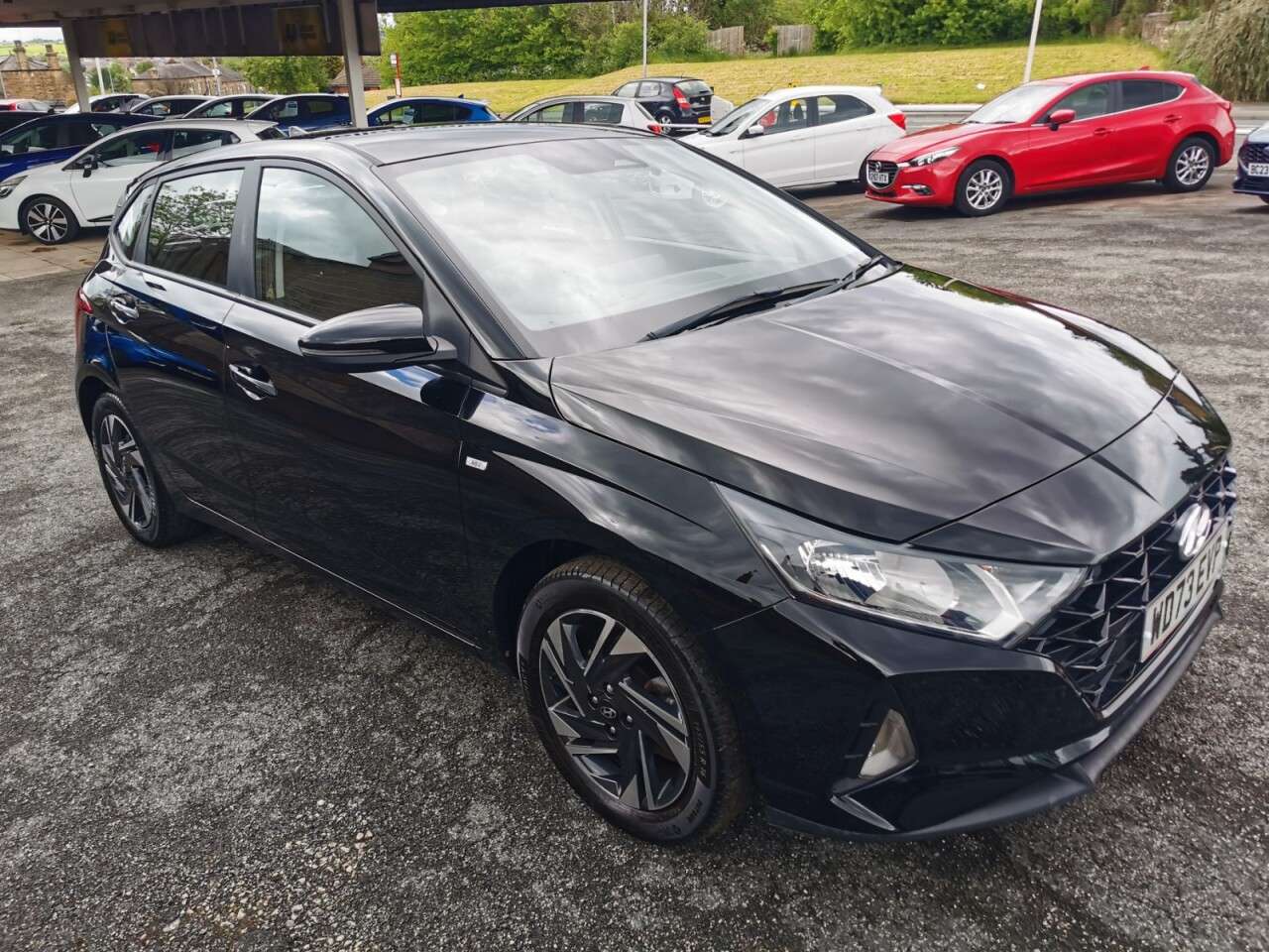A 2023 HYUNDAI I20 1.0 T-GDi MHEV SE Connect Hatchback 5dr Petrol Hybrid DCT Euro 6 (s/s) (100 A 2023 HYUNDAI I20 1.0 T-GDi MHEV SE Connect Hatchback 5dr Petrol Hybrid DCT Euro 6 (s/s) (100