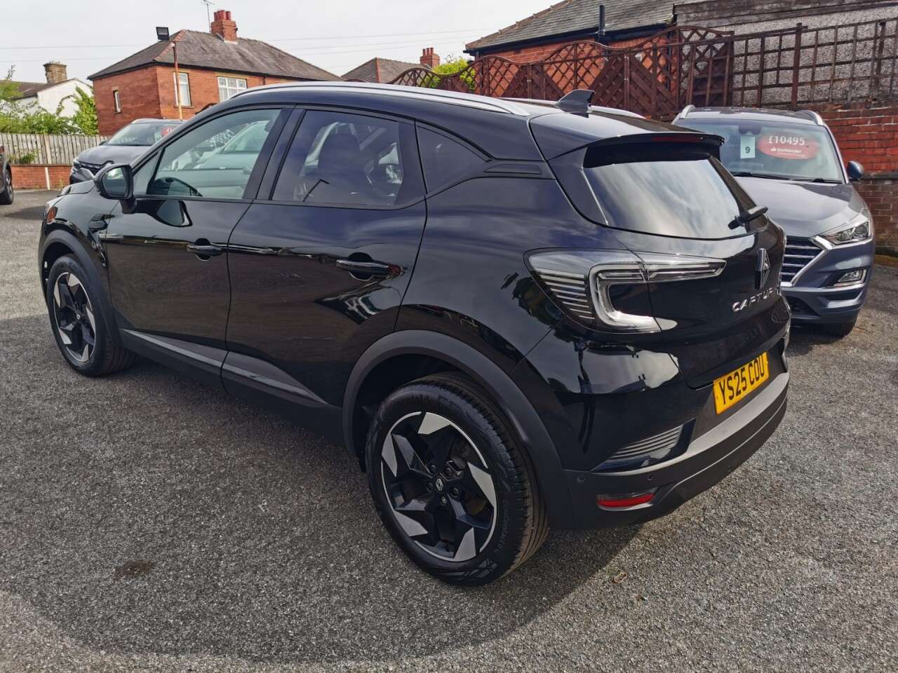 A 2025 RENAULT CAPTUR 1.0 TCe techno SUV 5dr Petrol Manual Euro 6 (s/s) (90 ps) A 2025 RENAULT CAPTUR 1.0 TCe techno SUV 5dr Petrol Manual Euro 6 (s/s) (90 ps)