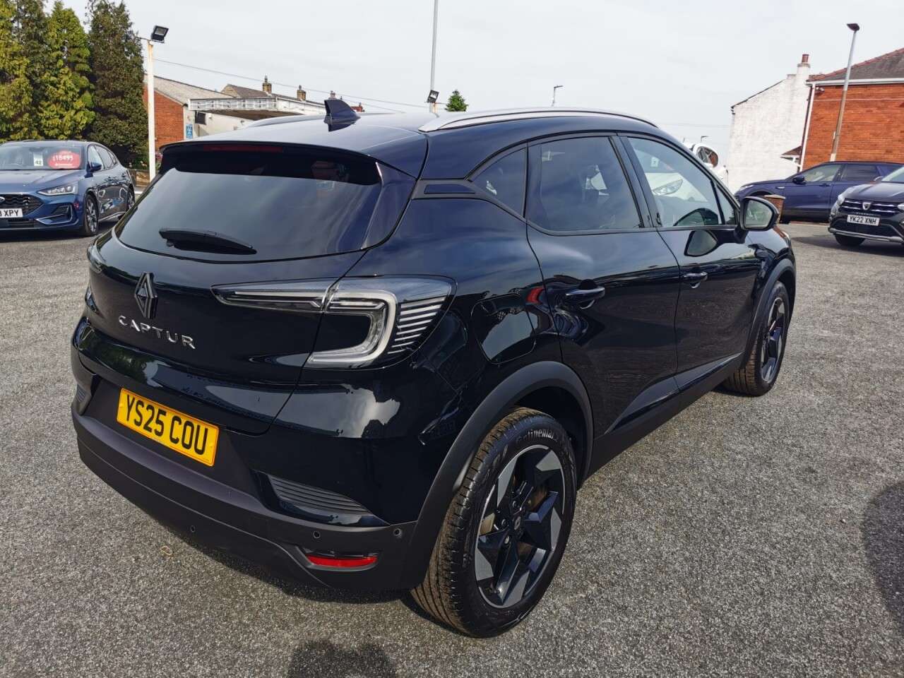 2025 RENAULT CAPTUR 2025 RENAULT CAPTUR
