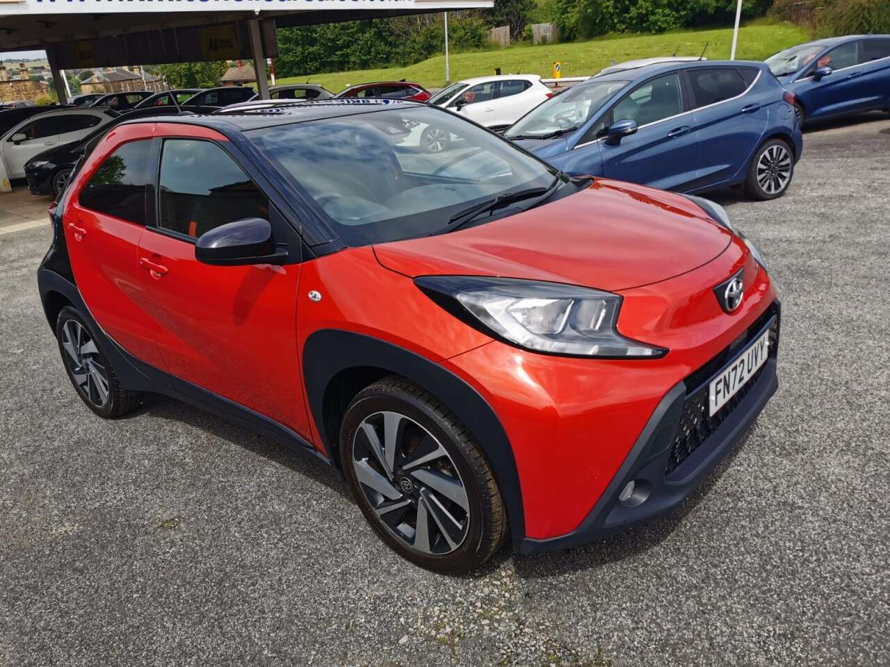 A 2022 TOYOTA AYGO X 1.0 VVT-i Edge Hatchback 5dr Petrol Manual Euro 6 (s/s) (72 ps) A 2022 TOYOTA AYGO X 1.0 VVT-i Edge Hatchback 5dr Petrol Manual Euro 6 (s/s) (72 ps)