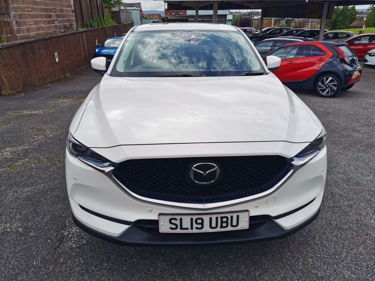 A 2019 MAZDA CX-5 2.0 SKYACTIV-G Sport Nav+ SUV 5dr Petrol Manual Euro 6 (s/s) (165 ps) A 2019 MAZDA CX-5 2.0 SKYACTIV-G Sport Nav+ SUV 5dr Petrol Manual Euro 6 (s/s) (165 ps)