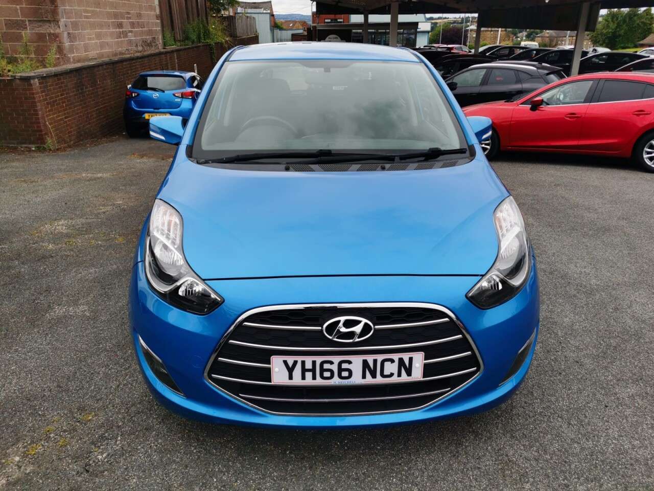 A 2016 HYUNDAI IX20 1.6 SE Hatchback 5dr Petrol Auto Euro 6 (125 ps) A 2016 HYUNDAI IX20 1.6 SE Hatchback 5dr Petrol Auto Euro 6 (125 ps)
