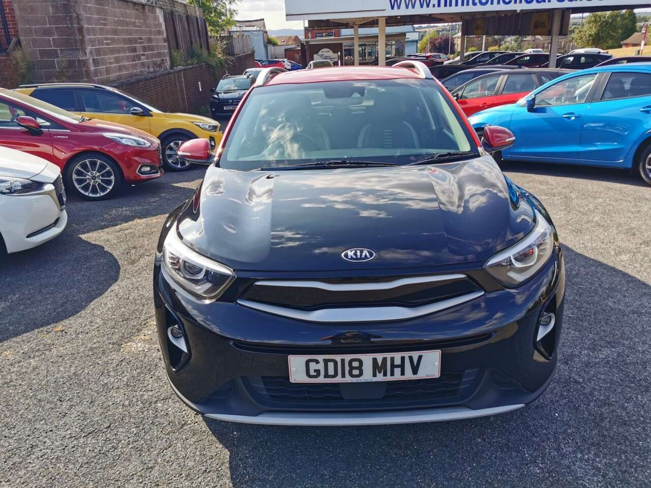 A 2018 KIA STONIC 1.0 T-GDi First Edition SUV 5dr Petrol Manual Euro 6 (s/s) (118 bhp) A 2018 KIA STONIC 1.0 T-GDi First Edition SUV 5dr Petrol Manual Euro 6 (s/s) (118 bhp)