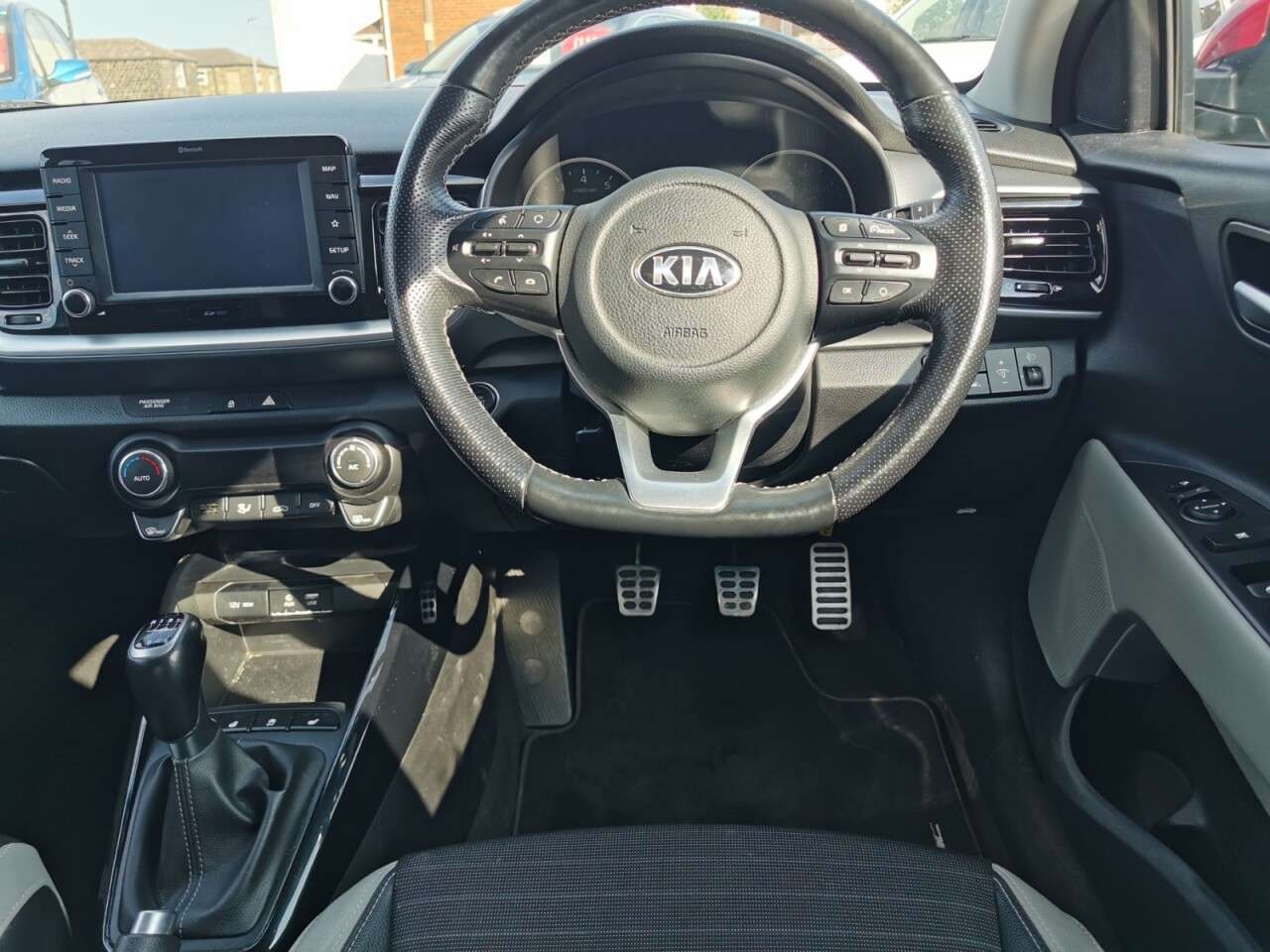 2018 KIA STONIC 2018 KIA STONIC
