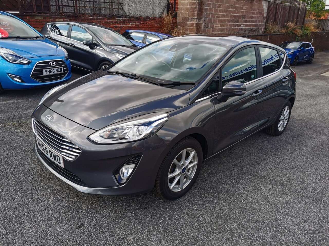 A 2018 FORD FIESTA 1.0T EcoBoost GPF Zetec Hatchback 5dr Petrol Manual Euro 6 (s/s) (100 ps) A 2018 FORD FIESTA 1.0T EcoBoost GPF Zetec Hatchback 5dr Petrol Manual Euro 6 (s/s) (100 ps)