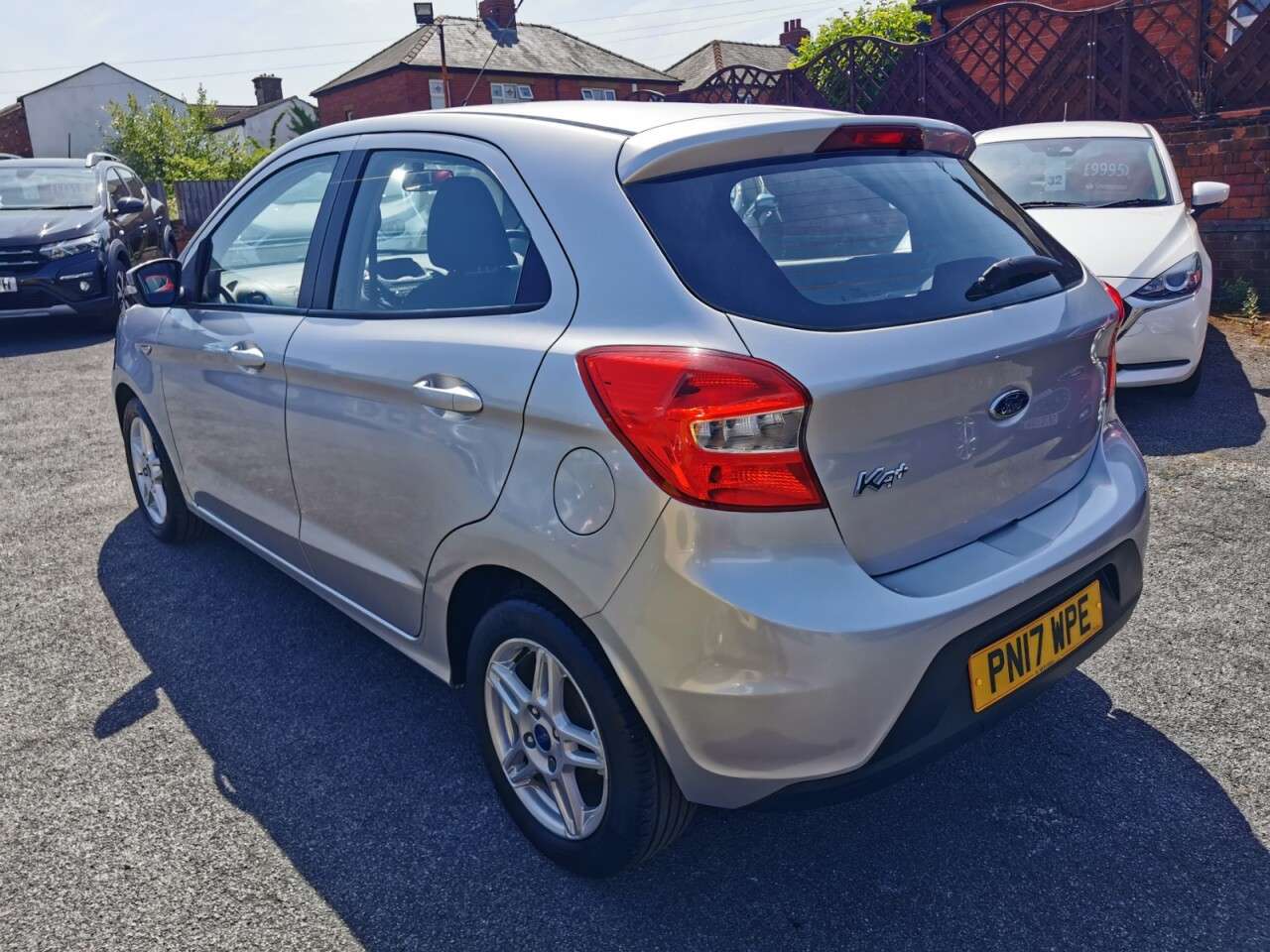 A 2017 FORD KA+ 1.2 Ti-VCT Zetec Hatchback 5dr Petrol Manual Euro 6 (70 ps) A 2017 FORD KA+ 1.2 Ti-VCT Zetec Hatchback 5dr Petrol Manual Euro 6 (70 ps)