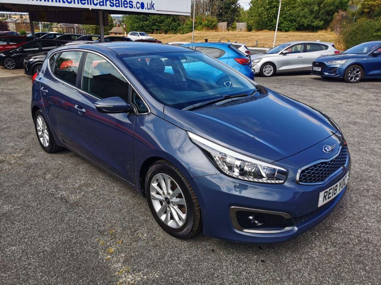 A 2018 KIA CEED 1.6 GDi 2 Hatchback 5dr Petrol Manual Euro 6 (s/s) (133 bhp) A 2018 KIA CEED 1.6 GDi 2 Hatchback 5dr Petrol Manual Euro 6 (s/s) (133 bhp)