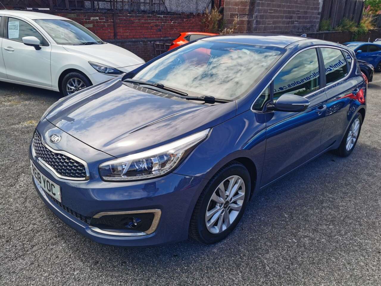 A 2018 KIA CEED 1.6 GDi 2 Hatchback 5dr Petrol Manual Euro 6 (s/s) (133 bhp) A 2018 KIA CEED 1.6 GDi 2 Hatchback 5dr Petrol Manual Euro 6 (s/s) (133 bhp)