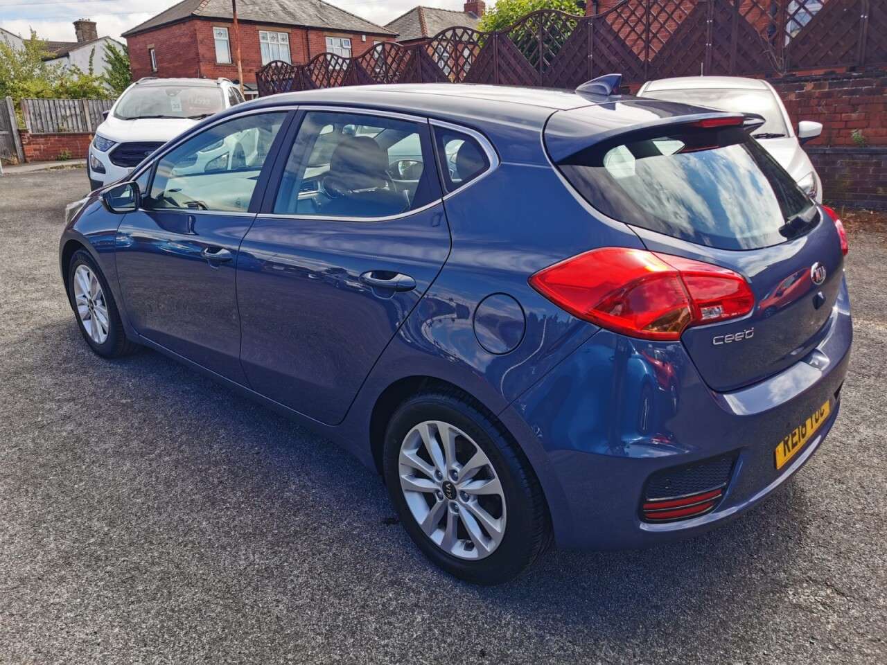 A 2018 KIA CEED 1.6 GDi 2 Hatchback 5dr Petrol Manual Euro 6 (s/s) (133 bhp) A 2018 KIA CEED 1.6 GDi 2 Hatchback 5dr Petrol Manual Euro 6 (s/s) (133 bhp)