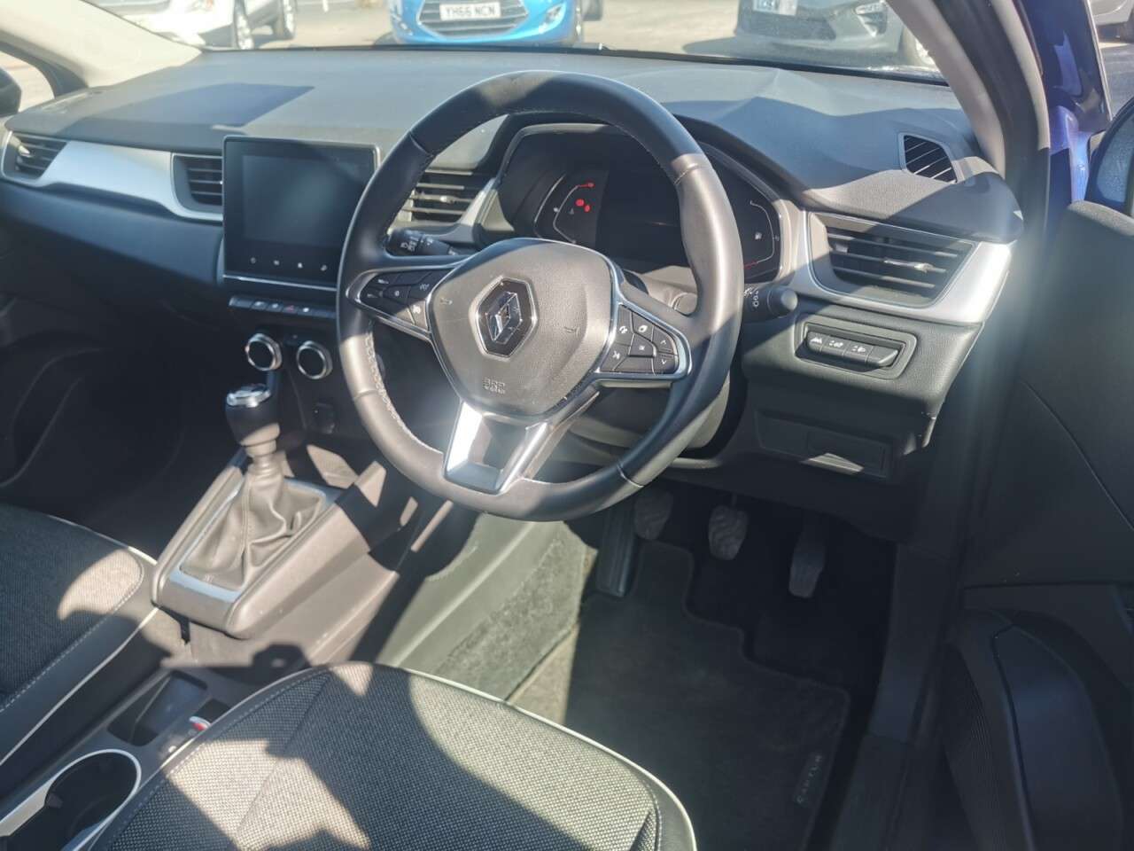 2023 RENAULT CAPTUR 2023 RENAULT CAPTUR