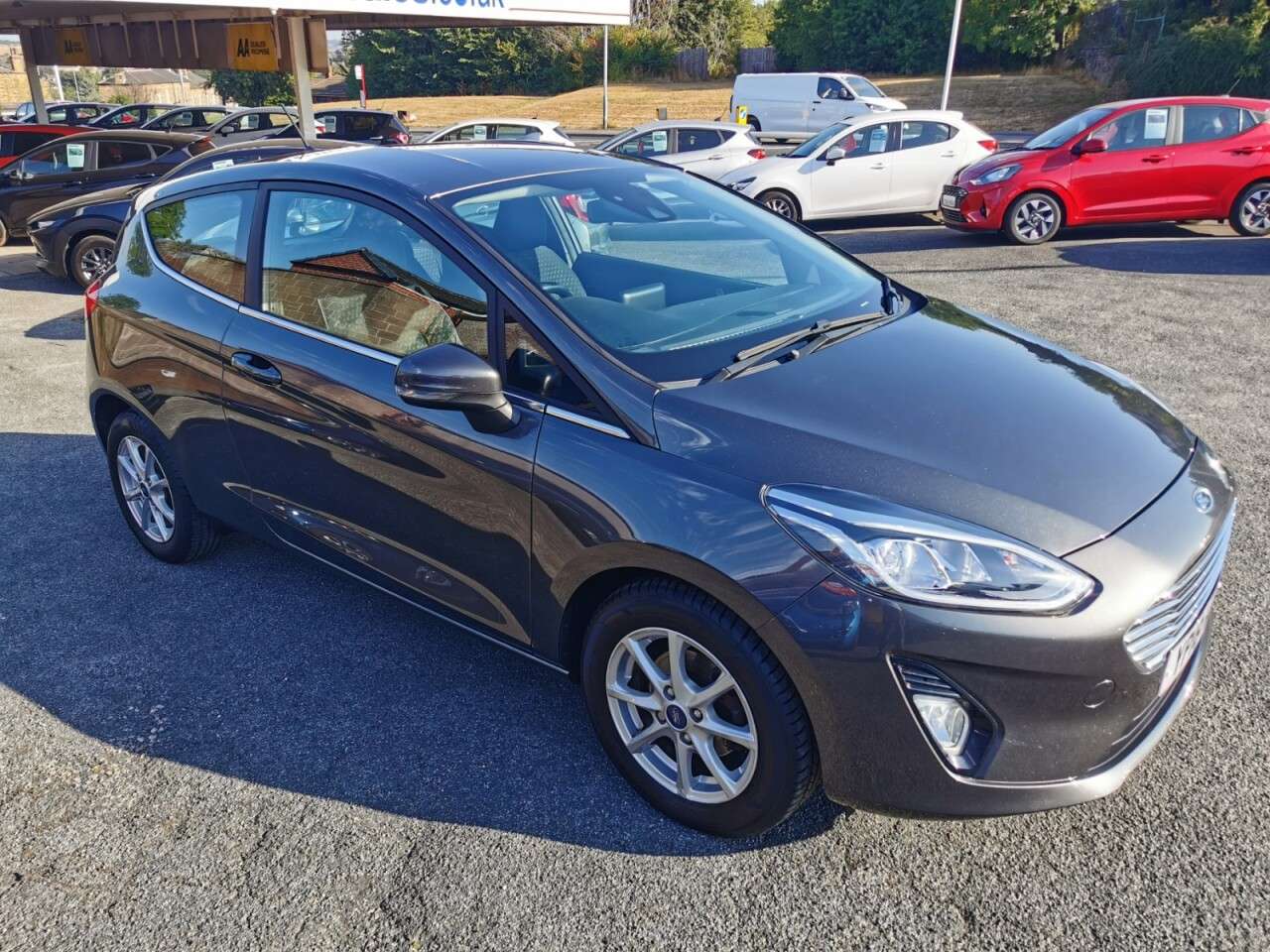 A 2018 FORD FIESTA 1.0T EcoBoost Zetec Hatchback 3dr Petrol Manual Euro 6 (s/s) (100 ps) A 2018 FORD FIESTA 1.0T EcoBoost Zetec Hatchback 3dr Petrol Manual Euro 6 (s/s) (100 ps)