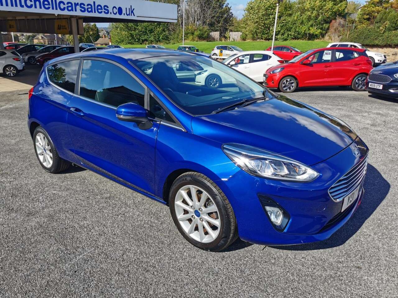 A 2017 FORD FIESTA 1.0T EcoBoost Titanium Hatchback 3dr Petrol Manual Euro 6 (s/s) (125 ps) A 2017 FORD FIESTA 1.0T EcoBoost Titanium Hatchback 3dr Petrol Manual Euro 6 (s/s) (125 ps)