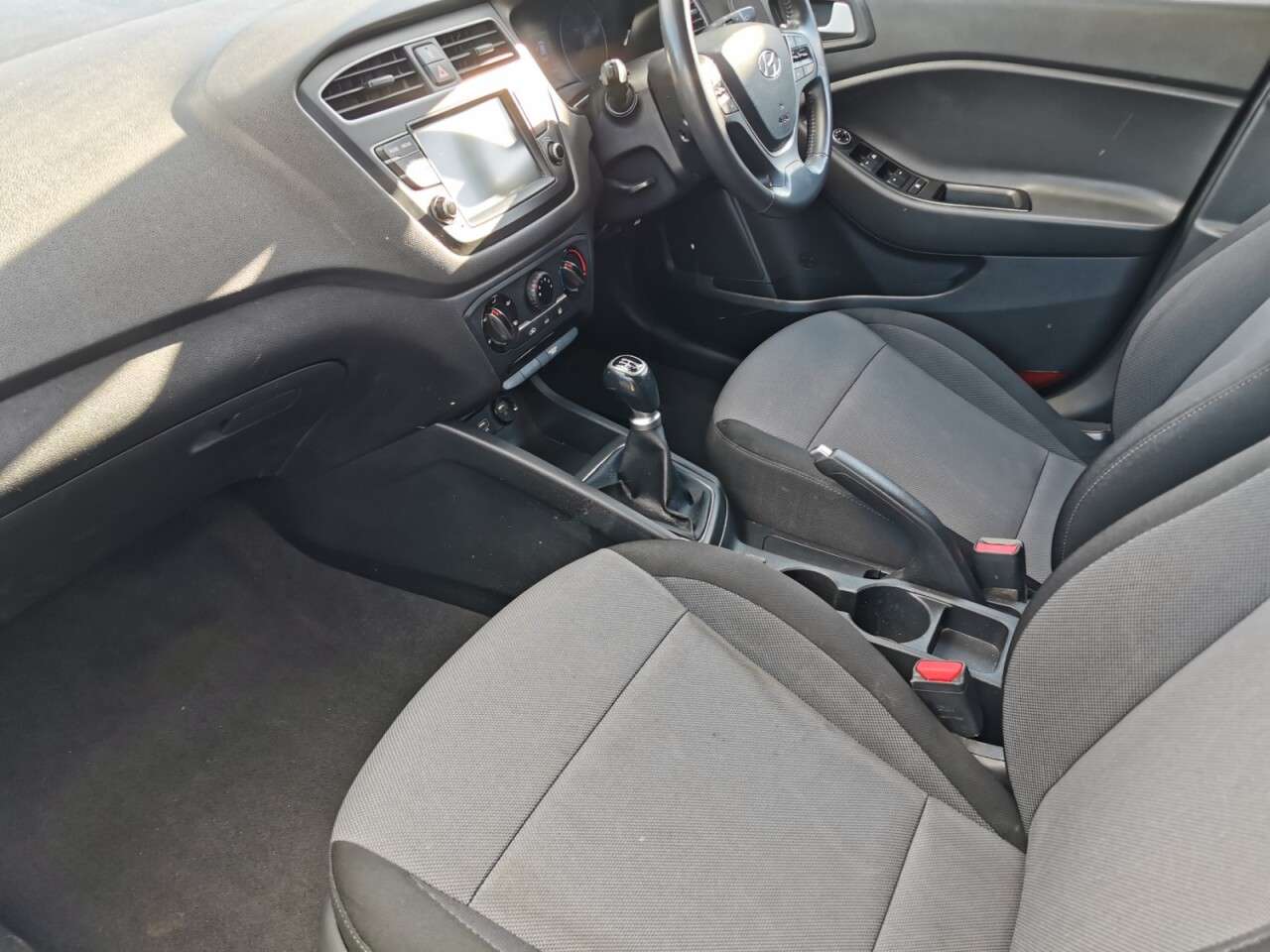 2020 HYUNDAI I20 2020 HYUNDAI I20