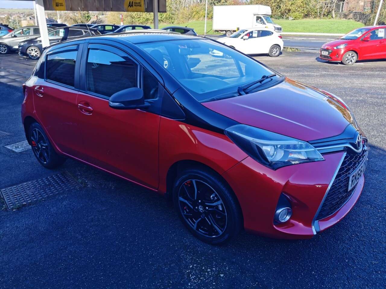 A 2016 TOYOTA YARIS 1.33 Dual VVT-i Design Hatchback 5dr Petrol Manual Euro 6 (99 ps) A 2016 TOYOTA YARIS 1.33 Dual VVT-i Design Hatchback 5dr Petrol Manual Euro 6 (99 ps)