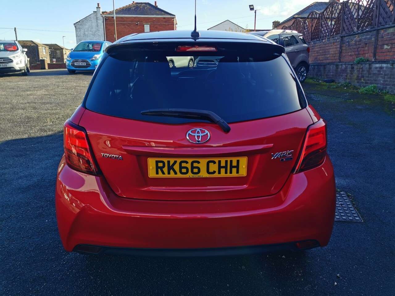 2016 TOYOTA YARIS 2016 TOYOTA YARIS