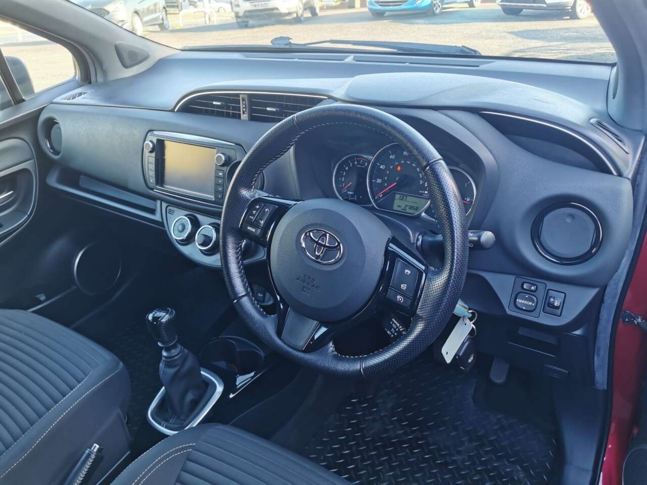 2016 TOYOTA YARIS 2016 TOYOTA YARIS