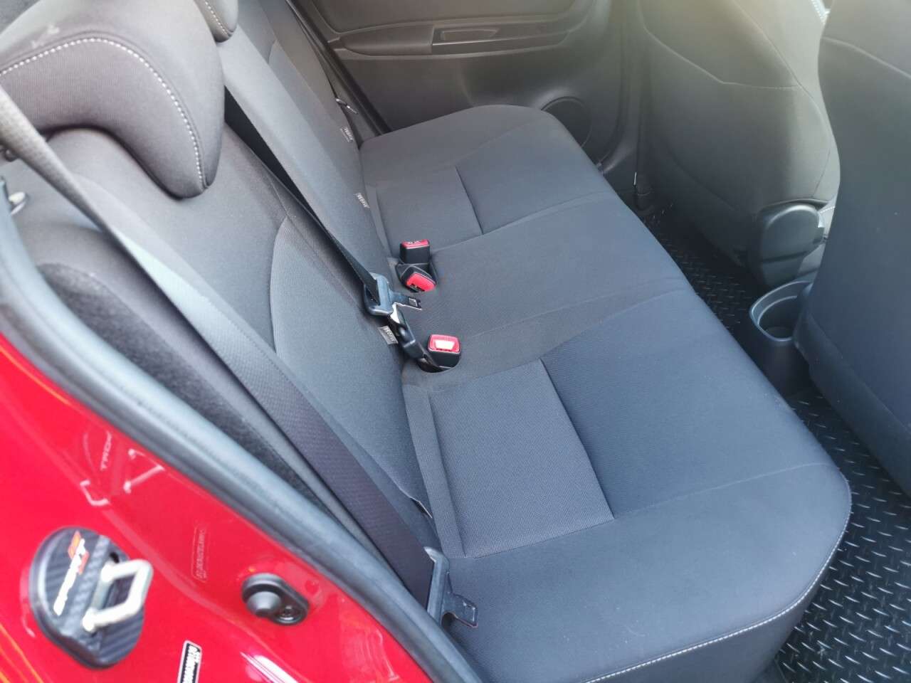 2016 TOYOTA YARIS 2016 TOYOTA YARIS