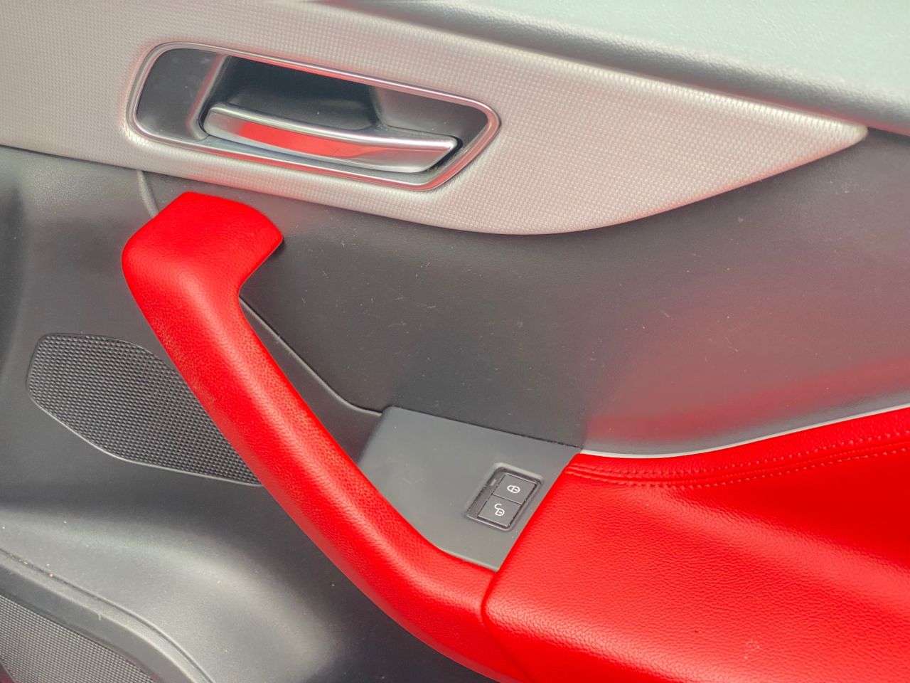 2016 JAGUAR F-PACE 2016 JAGUAR F-PACE