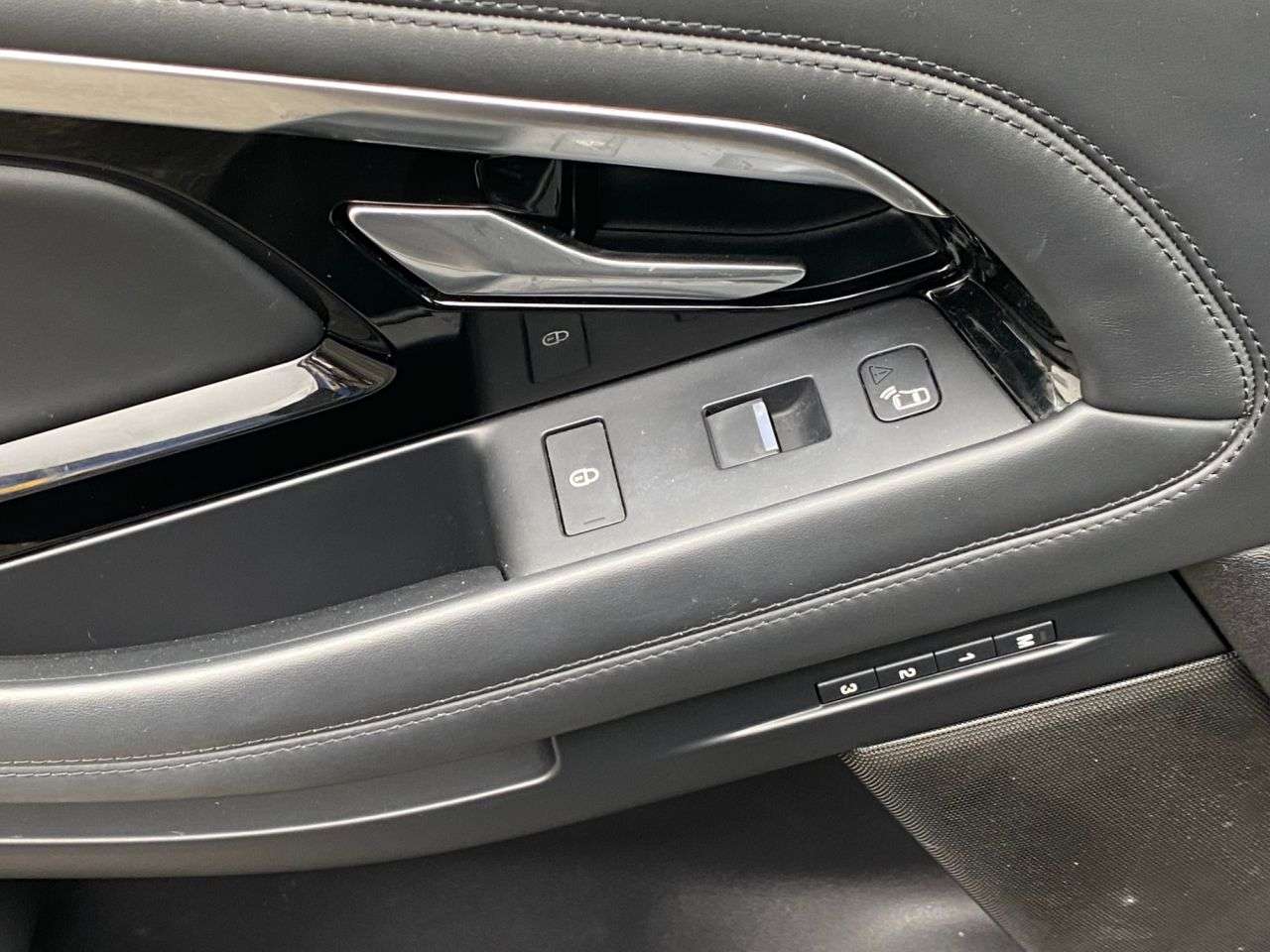 2020 LAND ROVER RANGE ROVER EVOQUE 2020 LAND ROVER RANGE ROVER EVOQUE