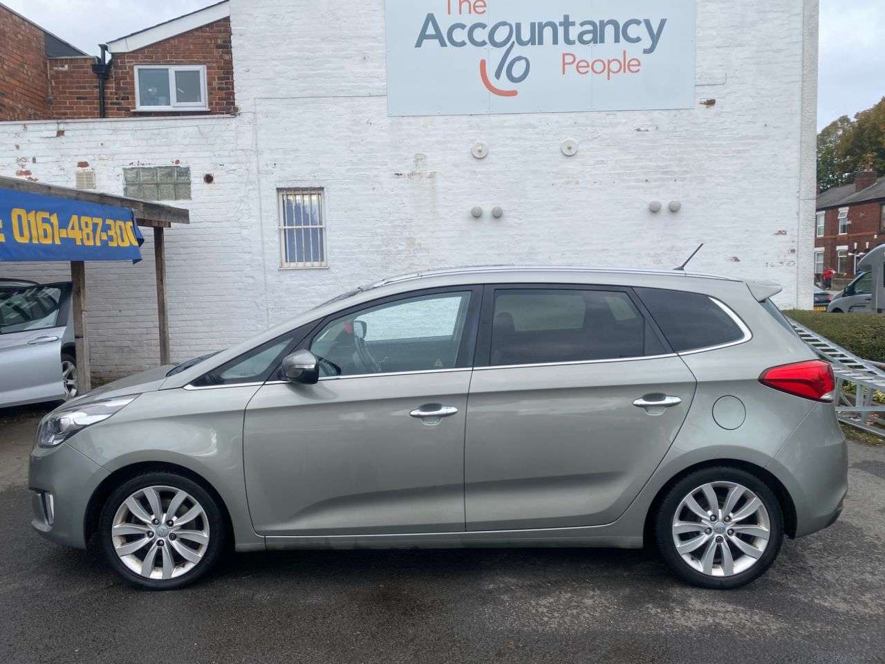 2013 KIA CARENS 2013 KIA CARENS