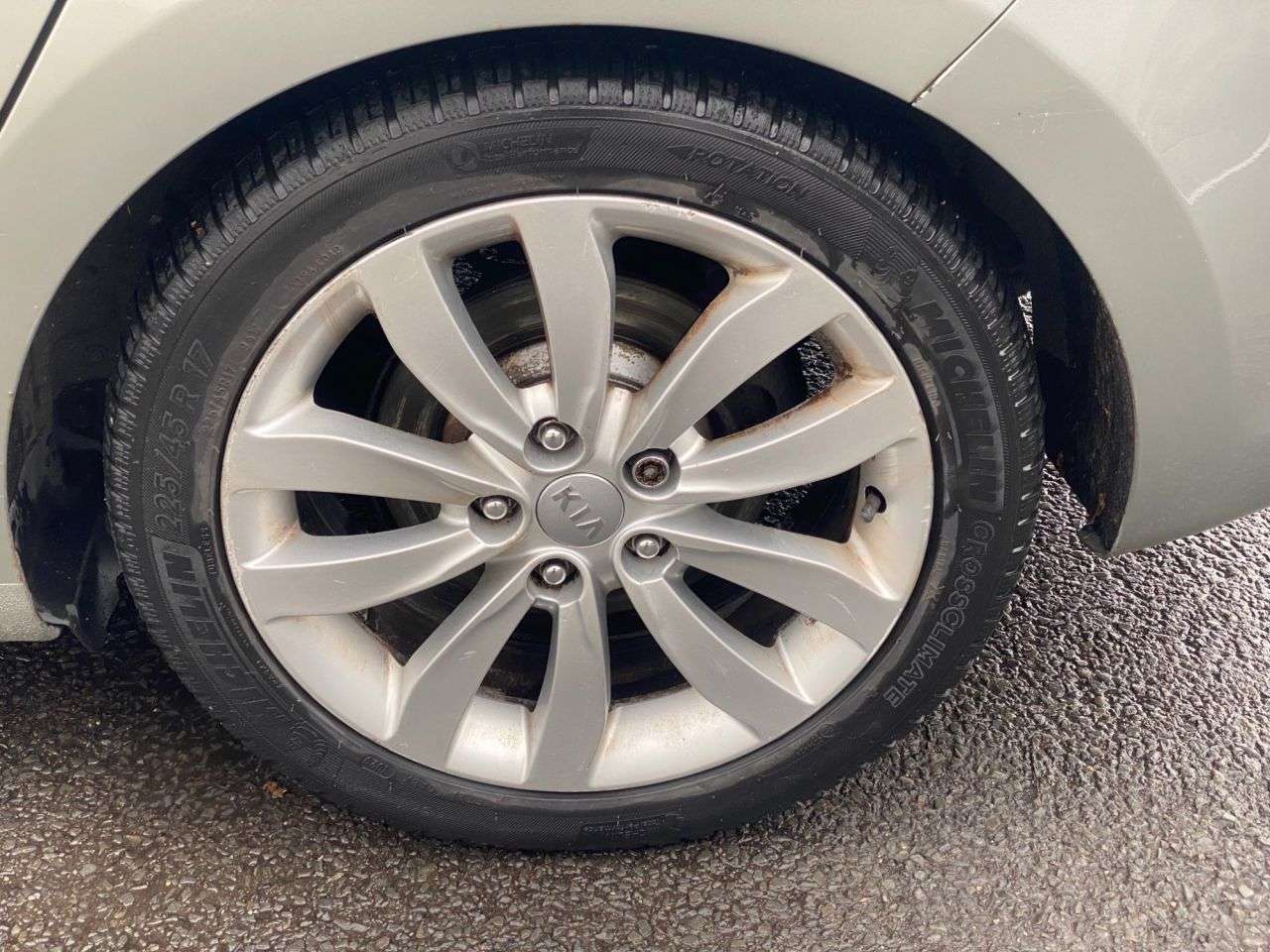 2013 KIA CARENS 2013 KIA CARENS