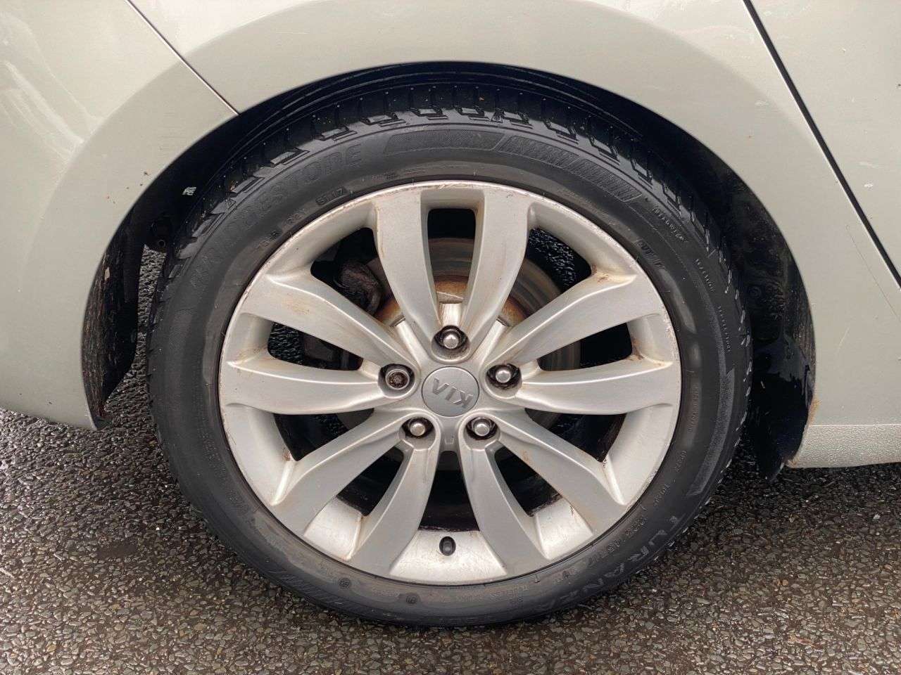 2013 KIA CARENS 2013 KIA CARENS