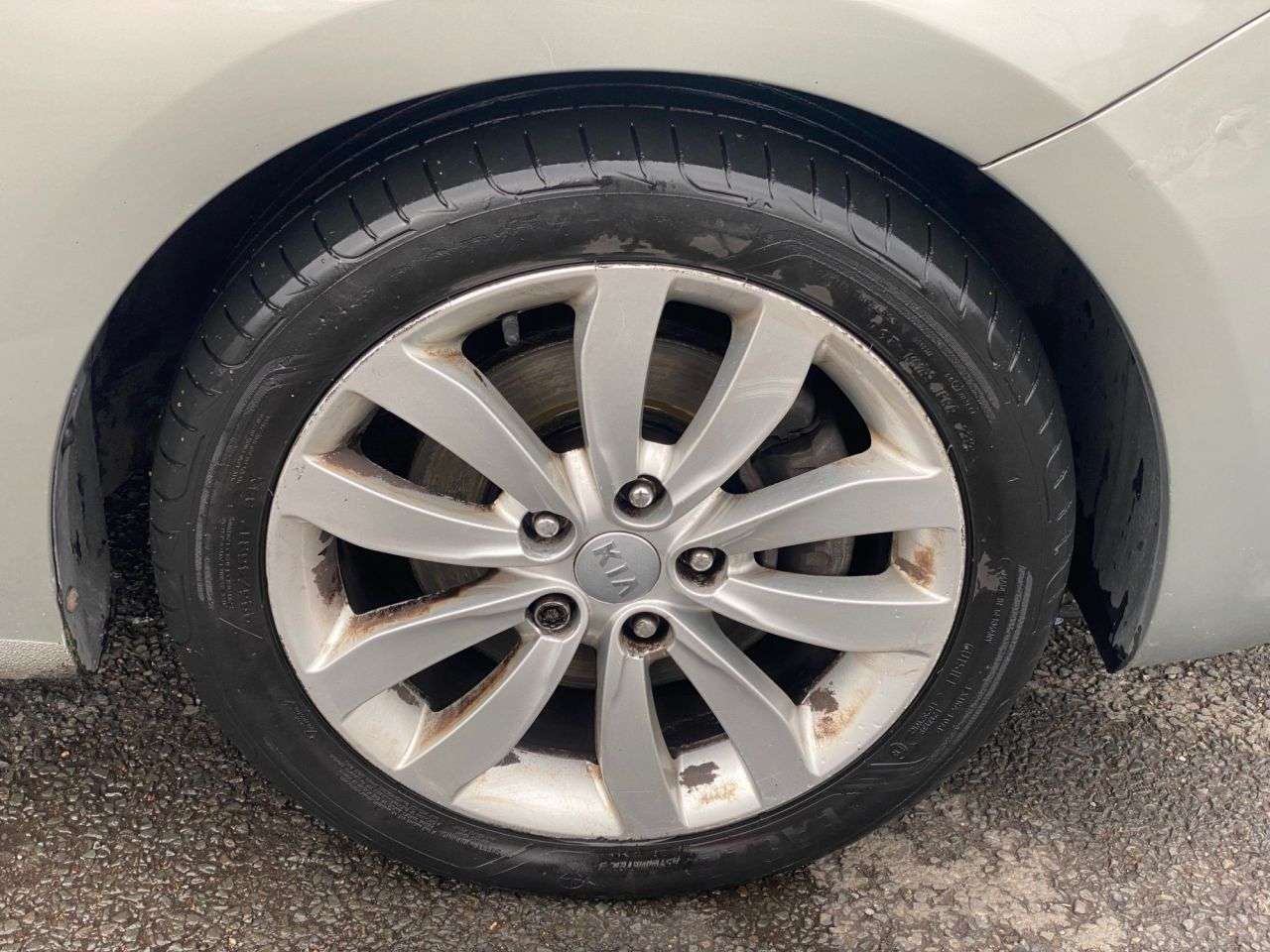 2013 KIA CARENS 2013 KIA CARENS