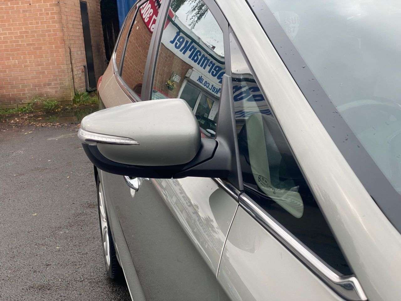 2013 KIA CARENS 2013 KIA CARENS