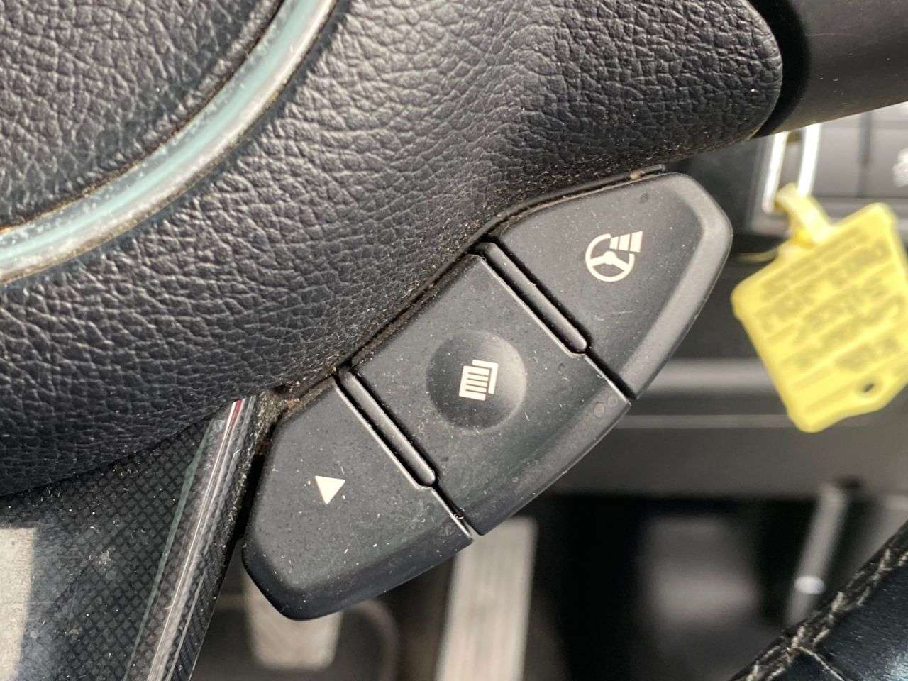 2013 KIA CARENS 2013 KIA CARENS