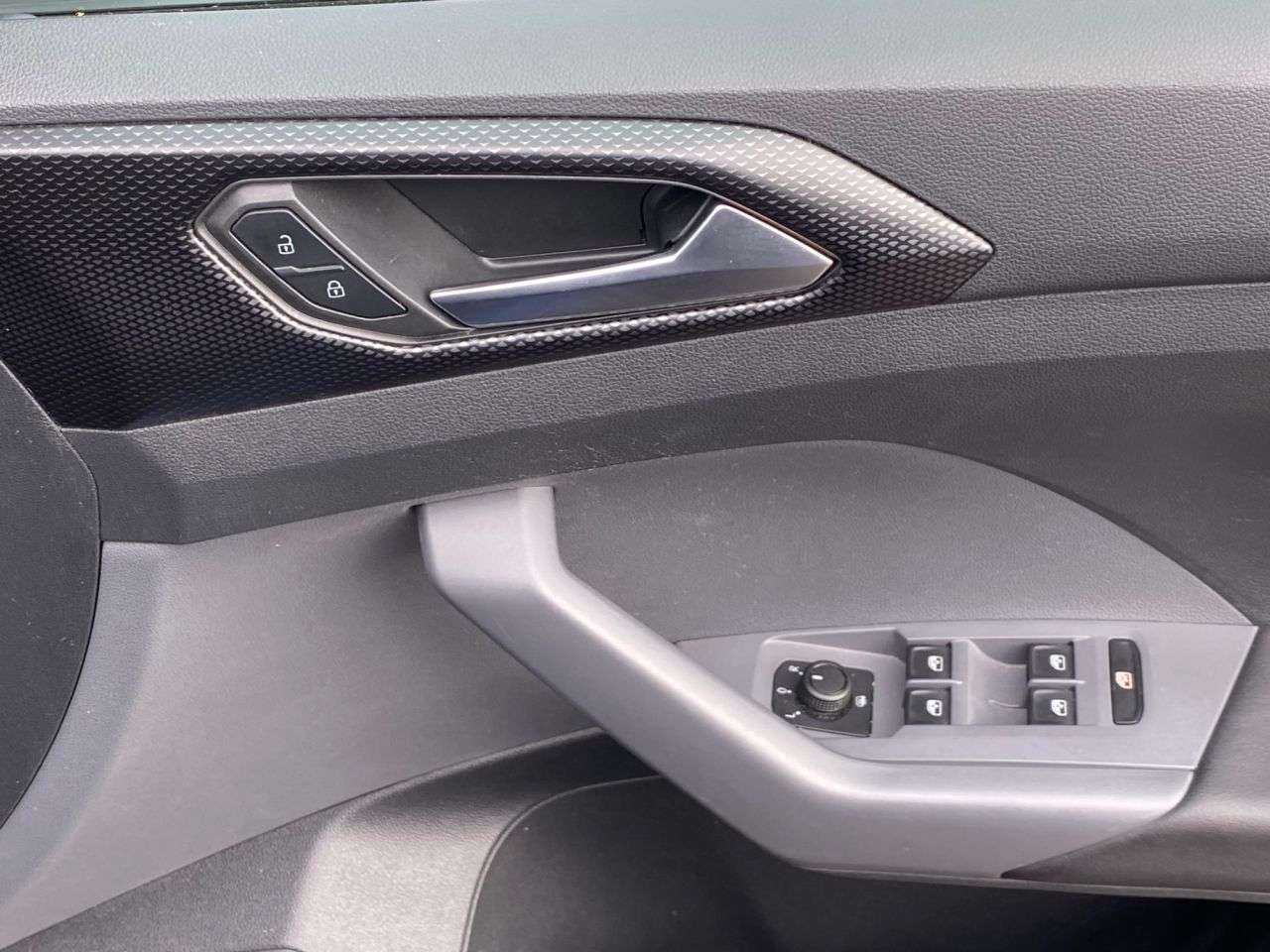 2021 VOLKSWAGEN T-CROSS 2021 VOLKSWAGEN T-CROSS