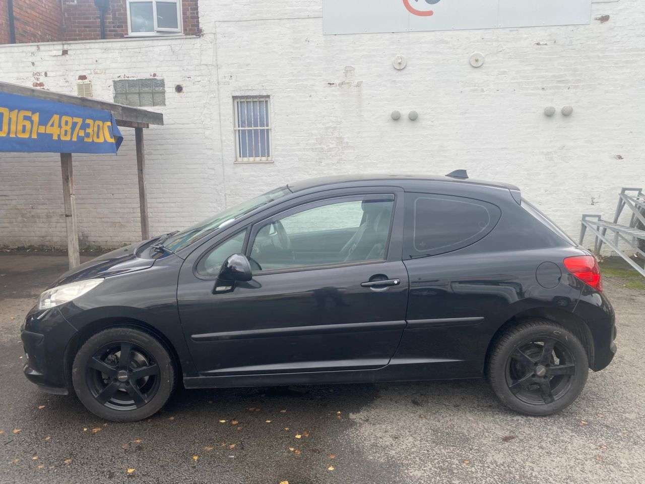 null PEUGEOT 207 null PEUGEOT 207