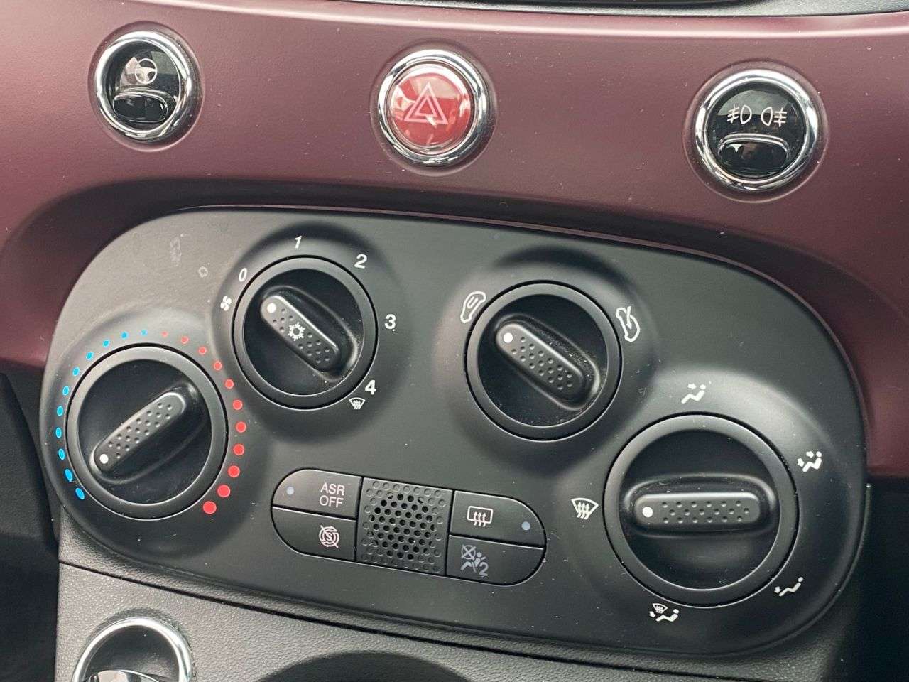 2020 FIAT 500 2020 FIAT 500