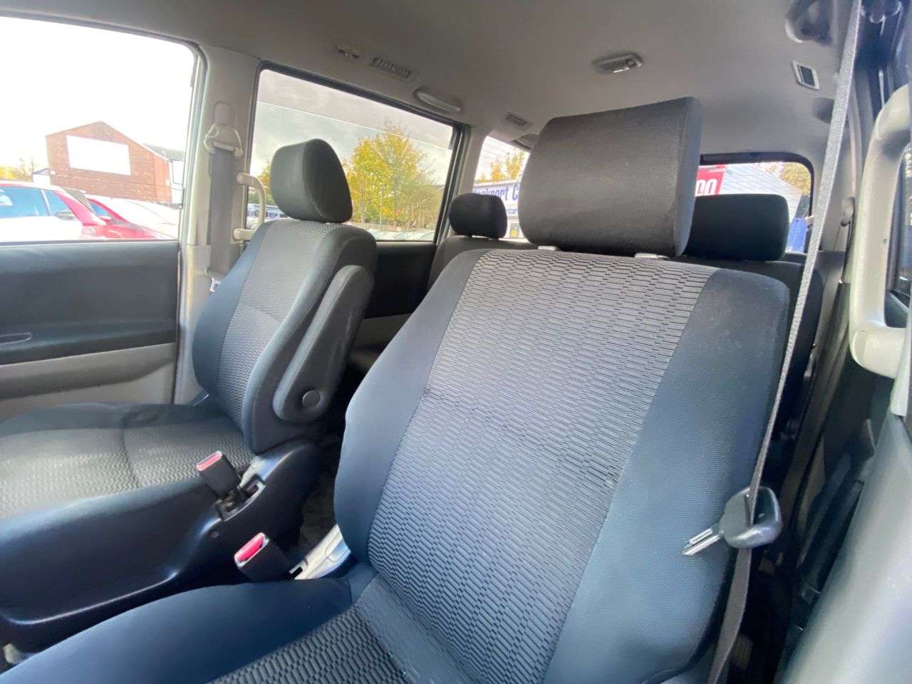 2006 TOYOTA VOXY/NOAH 2006 TOYOTA VOXY/NOAH