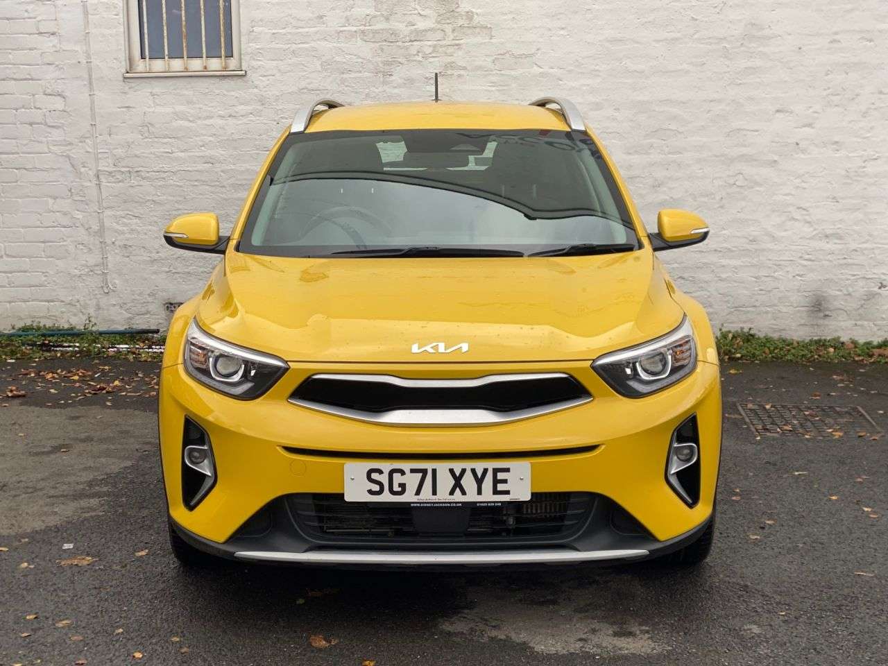 A 2021 KIA STONIC 1.0 T-GDi 2 SUV 5dr Petrol Manual Euro 6 (s/s) (99 bhp) LOW MILEAGE, COMPRE A 2021 KIA STONIC 1.0 T-GDi 2 SUV 5dr Petrol Manual Euro 6 (s/s) (99 bhp) LOW MILEAGE, COMPRE