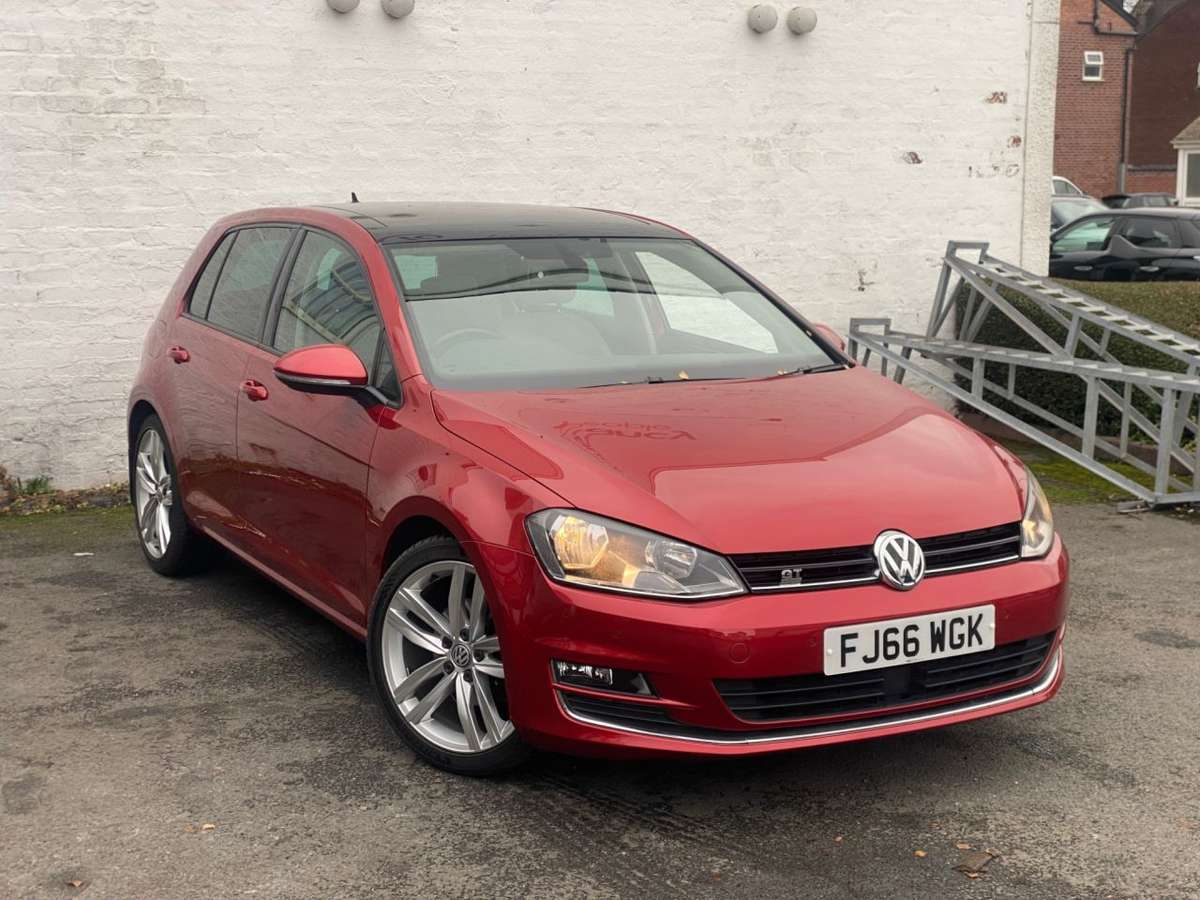 Check out this Volkswagen Golf 2016 Petrol Automatic