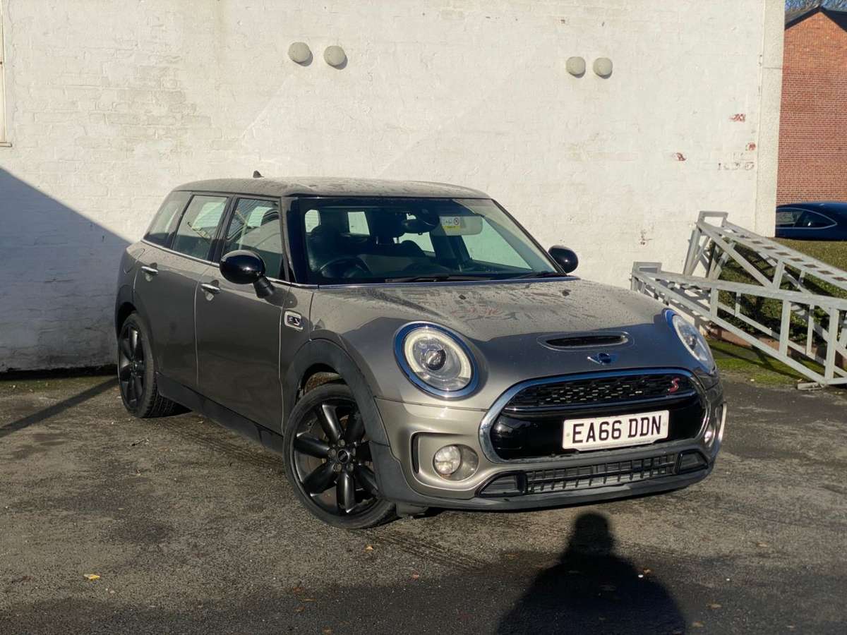 Check out this Mini Clubman 2016 Diesel Manual