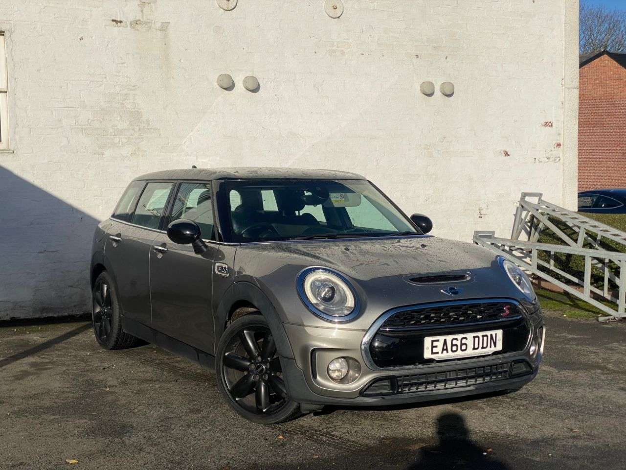 2016 MINI CLUBMAN 2016 MINI CLUBMAN