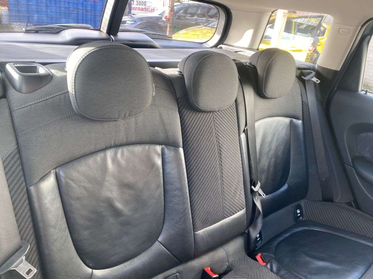 2016 MINI CLUBMAN 2016 MINI CLUBMAN