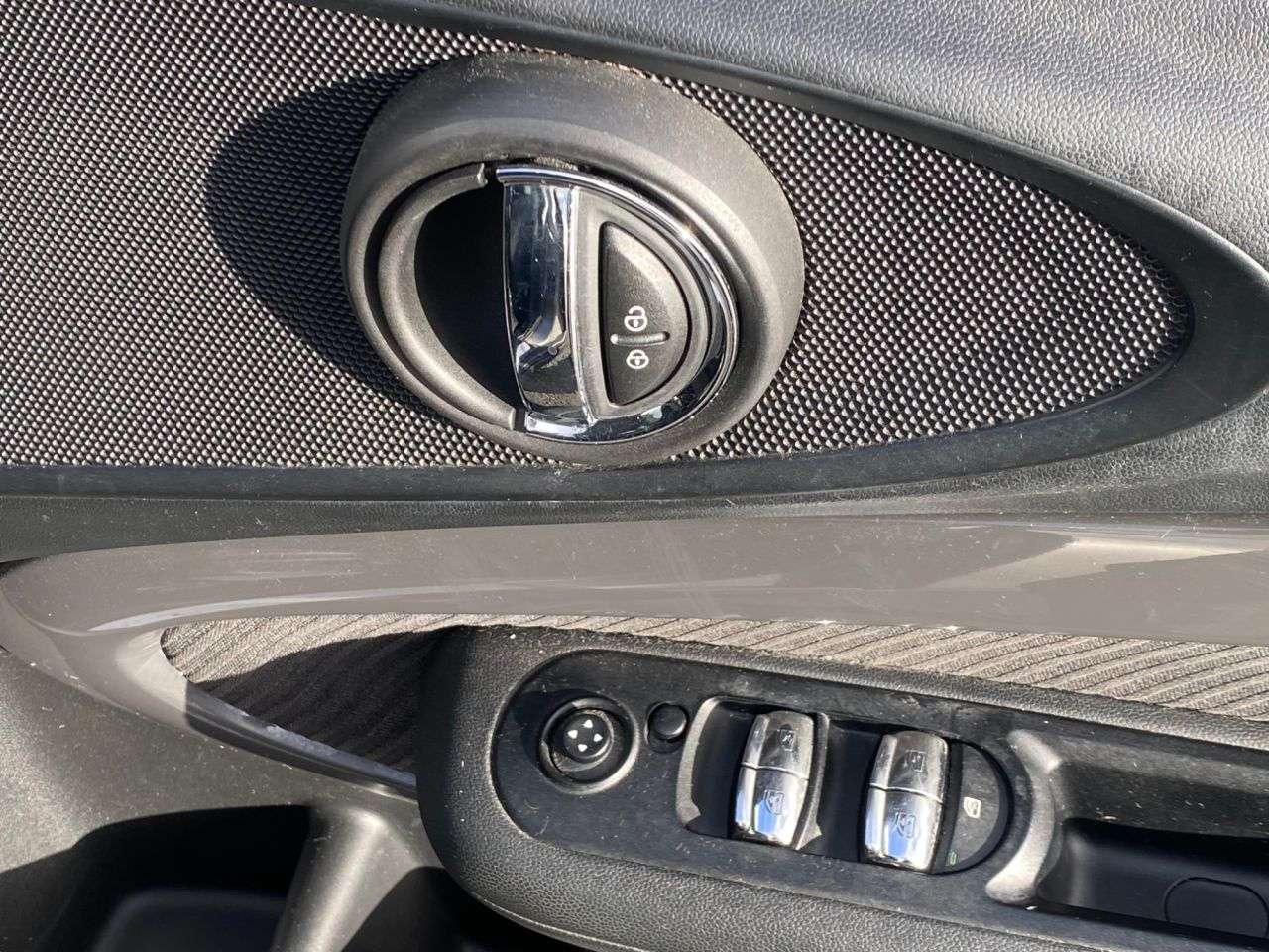 2016 MINI CLUBMAN 2016 MINI CLUBMAN