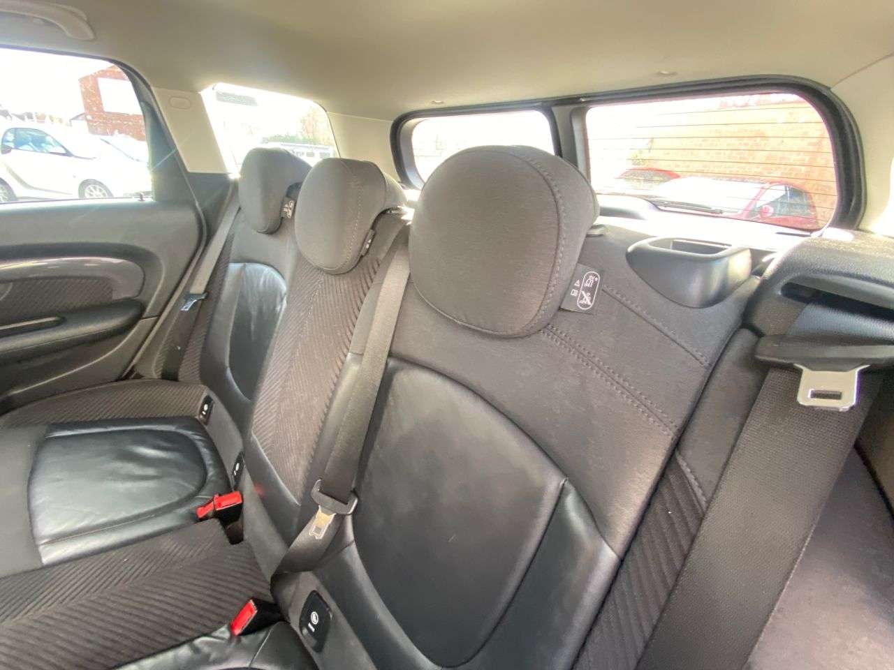 2016 MINI CLUBMAN 2016 MINI CLUBMAN