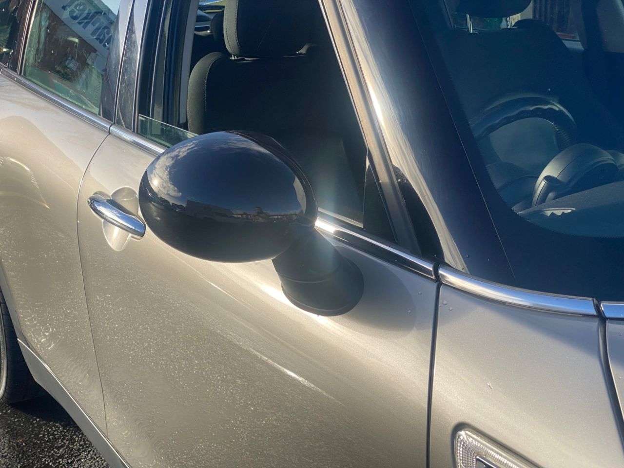 2016 MINI CLUBMAN 2016 MINI CLUBMAN