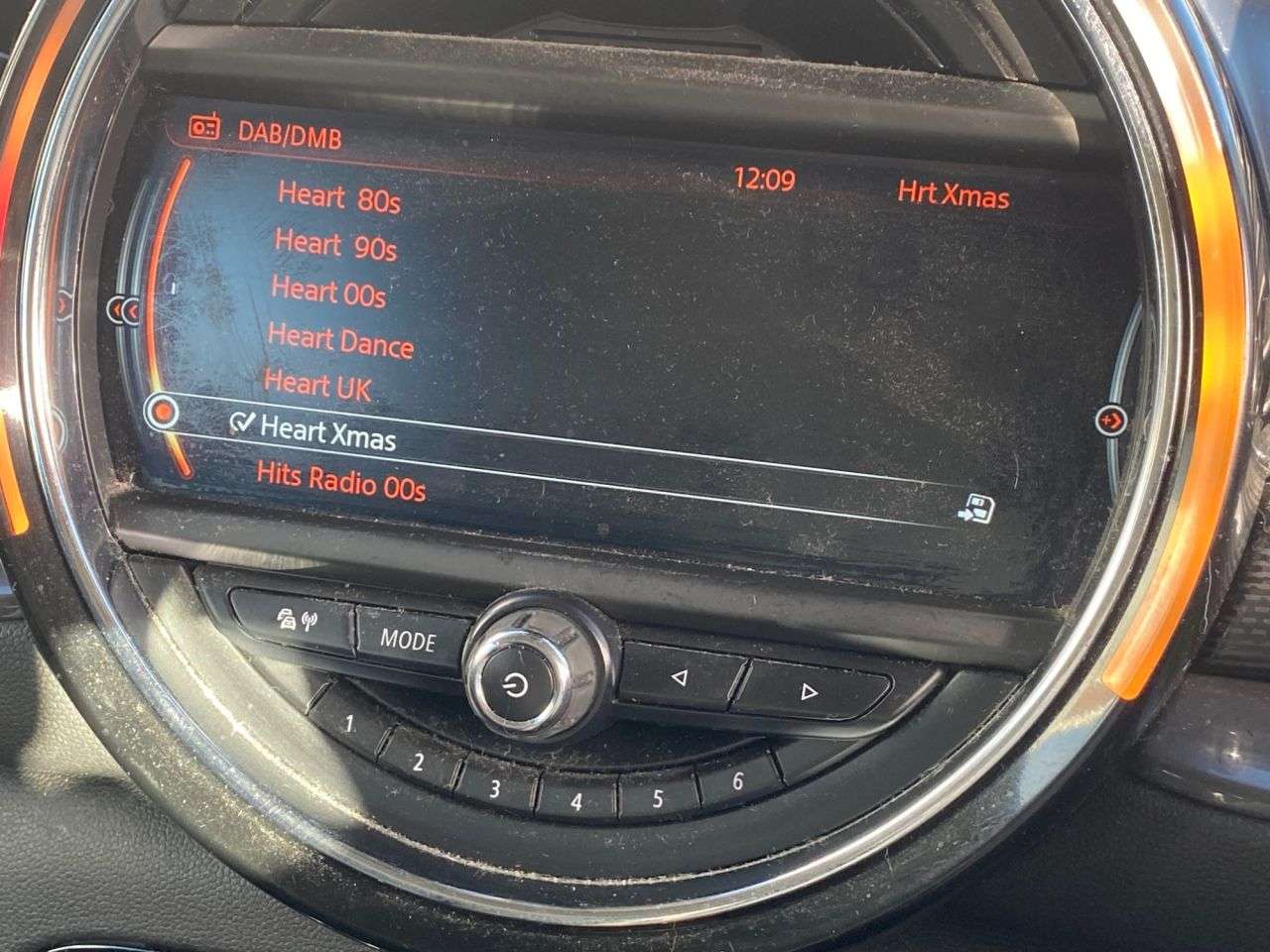 2016 MINI CLUBMAN 2016 MINI CLUBMAN