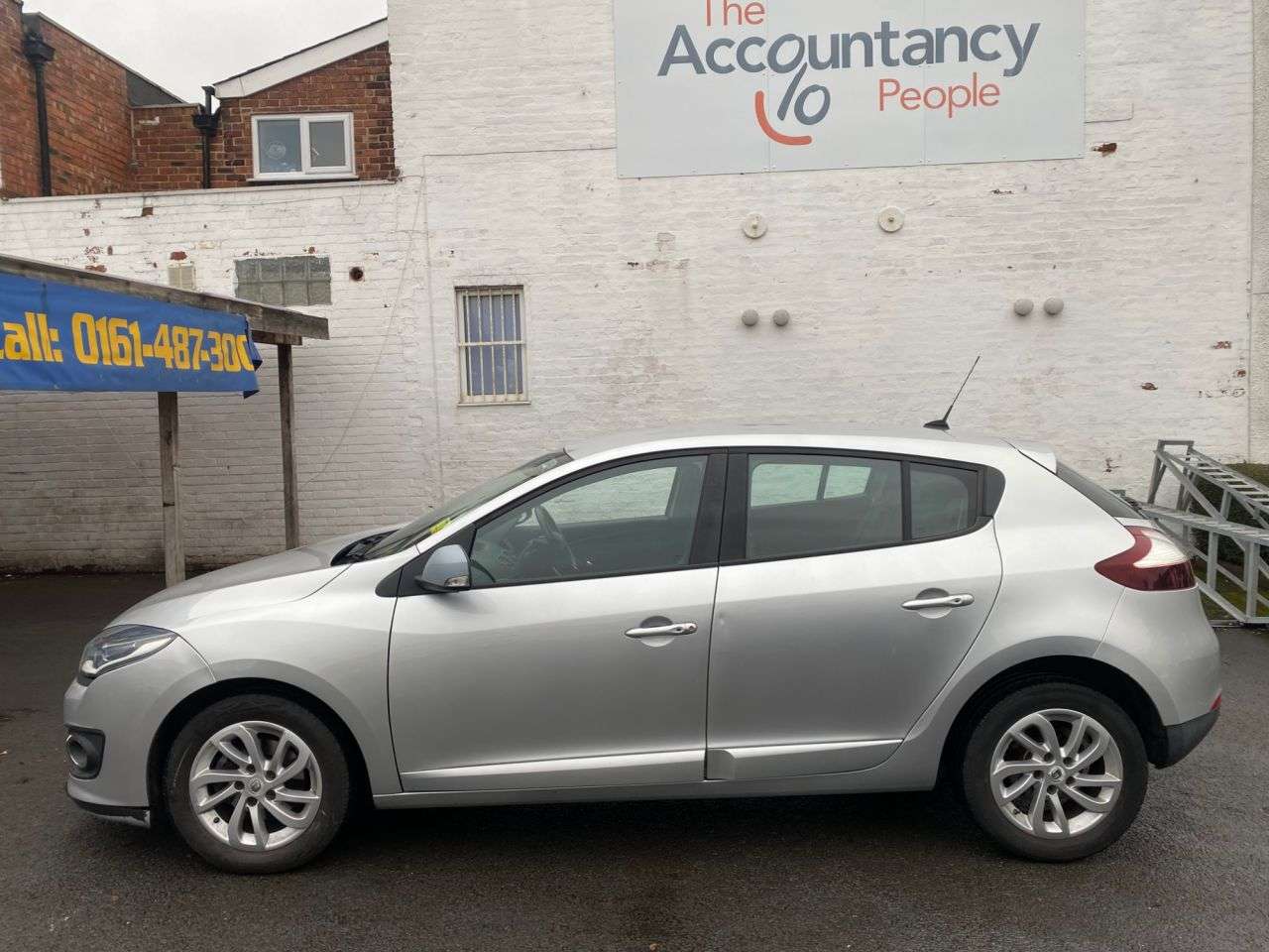 2015 RENAULT MEGANE 2015 RENAULT MEGANE