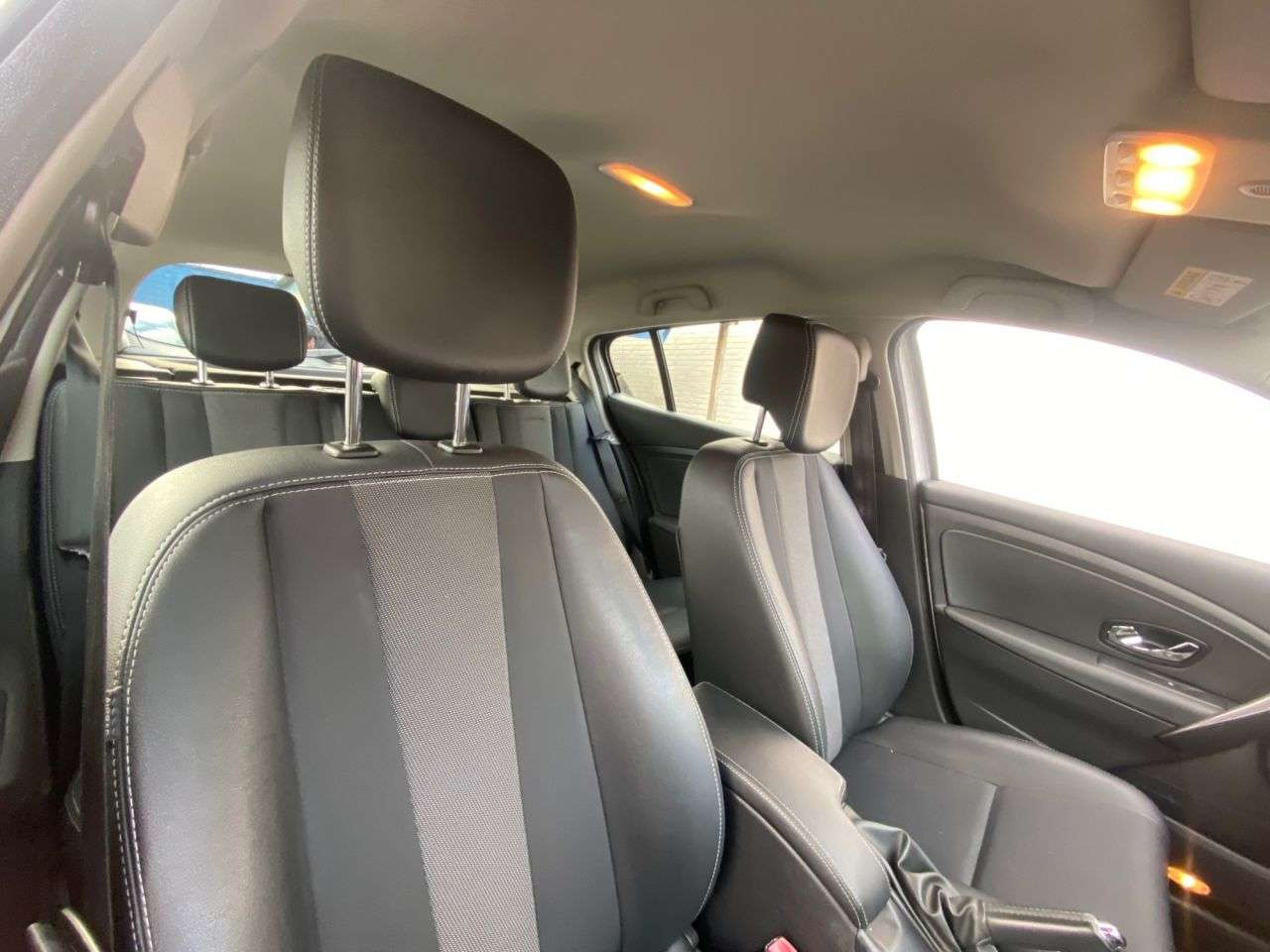 2015 RENAULT MEGANE 2015 RENAULT MEGANE