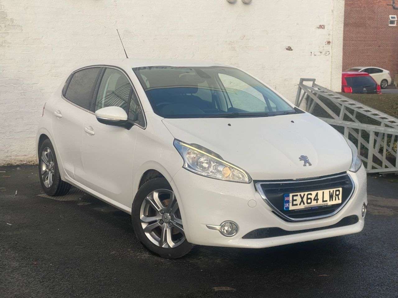 A 2014 PEUGEOT 208 1.2 VTi PureTech Allure Hatchback 5dr Petrol Manual Euro 5 (82 ps) GREAT ST A 2014 PEUGEOT 208 1.2 VTi PureTech Allure Hatchback 5dr Petrol Manual Euro 5 (82 ps) GREAT ST